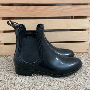 Ankle Rain Boot